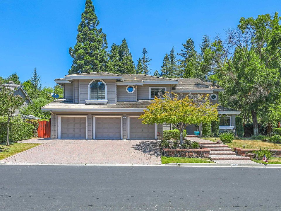 1st image of 20 La Vista Way