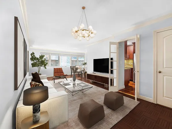 525 E 82nd St APT 5C, Manhattan, NY 10028