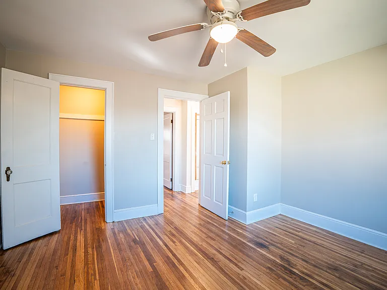 228 Crawford St #B — Photo 19