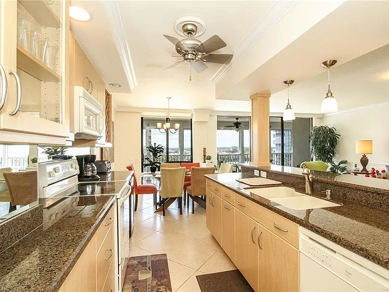 4401 Gulf Shore Blvd N #E-908 — Photo 4