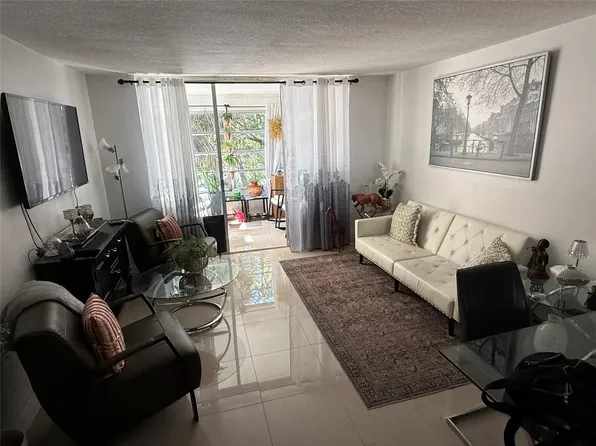 2601 NW 48th Terrace #344, Lauderdale Lakes, FL 33313