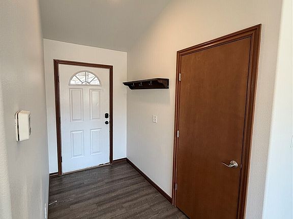 5th image of 111 W Annie Place