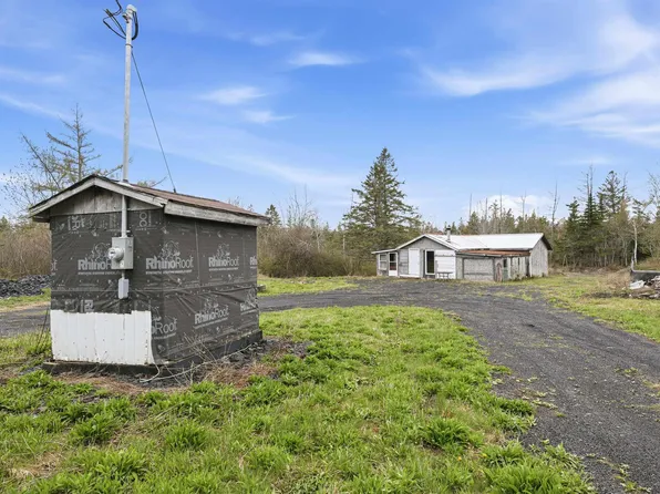 7942 Highway 215, Cambridge, NS B0N 2R0