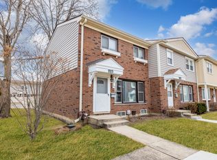 225 Jefferson Ln, Wood Dale, IL 60191
