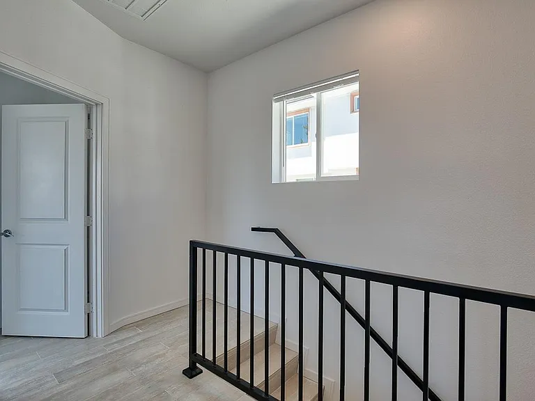 3732 Ash St — Photo 32