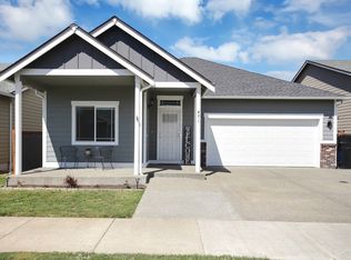 471 Petersen Dr E, Enumclaw, WA 98022