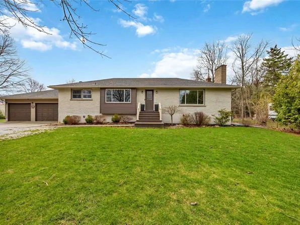 2133 London Line, Sarnia, ON N7T 7H2