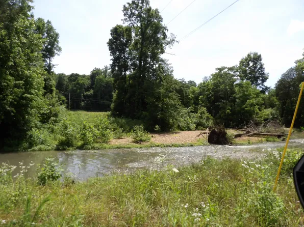 0 E Blue Creek Rd, Mc Ewen, TN 37101