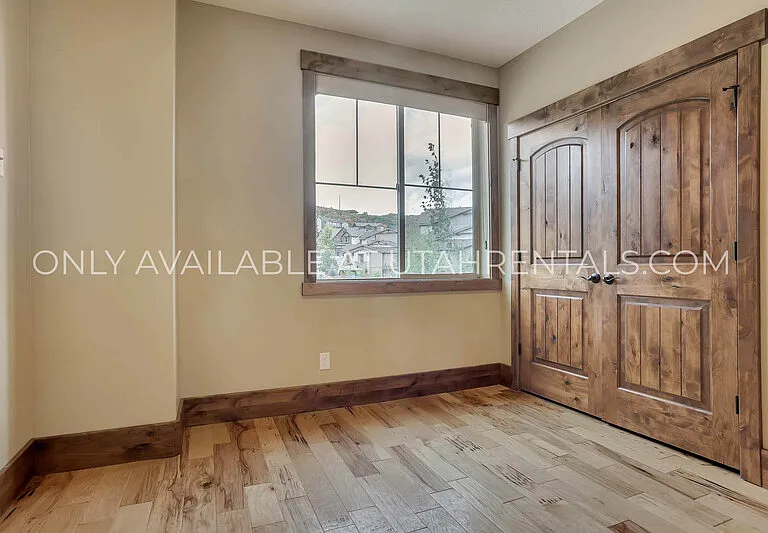 13412 N Alexis Dr — Photo 13