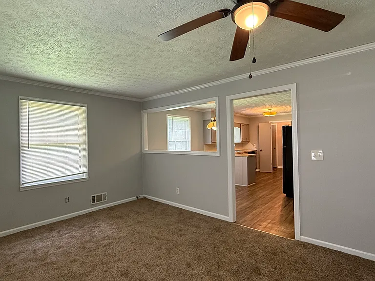 4101 Springlake Cir — Photo 7