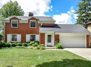 2429 N 86th St, Wauwatosa, WI 53226