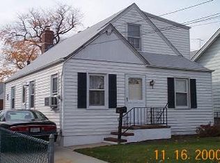 98 Ethel St., Valley Stream, NY 11580