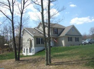 6 Lauren Ln, Frackville, PA 17931