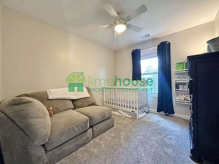 1112 Seabright Ct — Photo 6