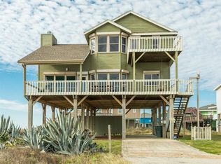 12636 W Ventura Dr, Galveston, TX 77554