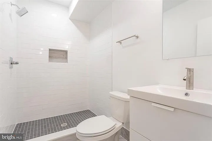 4019 Haverford Ave #2 — Photo 14