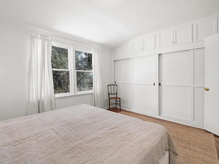 2294 Mountain Oak Dr — Photo 30