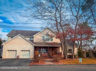 1972 Glen Oak Dr, Forked River, NJ 08731