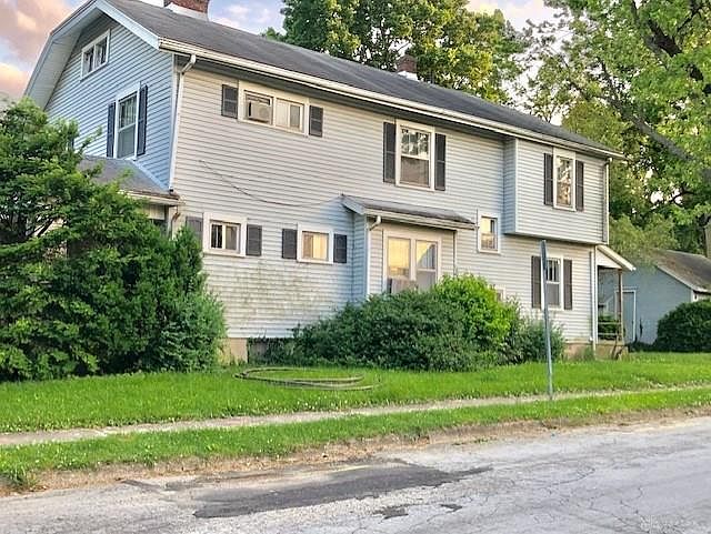 2nd image of 1725 Brookline Ave