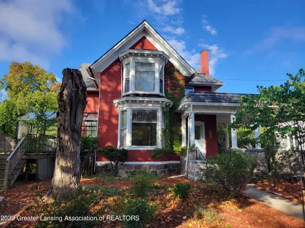 206 S Church St, Saint Johns, MI 48879