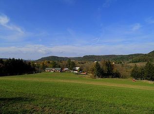 E2441 Lietke Ln, Chaseburg, WI 54621