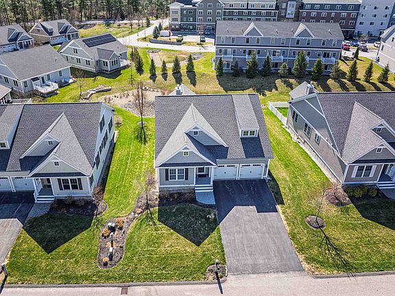 2nd image of 24 Sierra Hill Drive