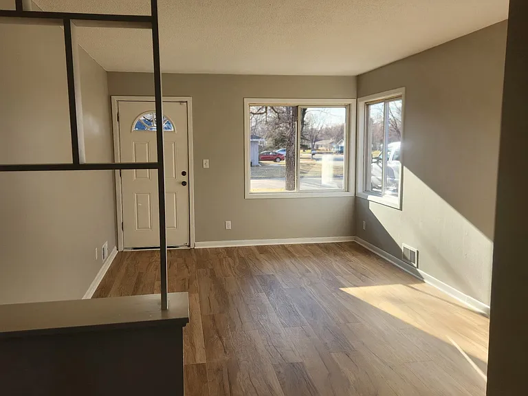 3832 9th Ave #1 — Photo 2
