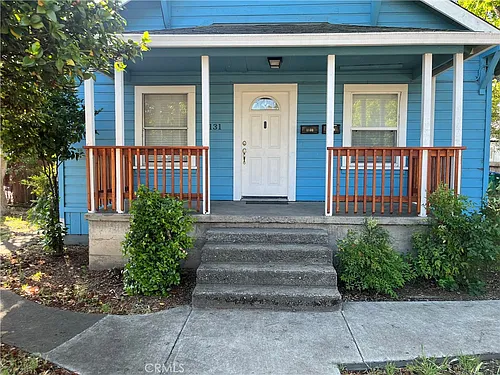 1131 W 6th St Photo 1