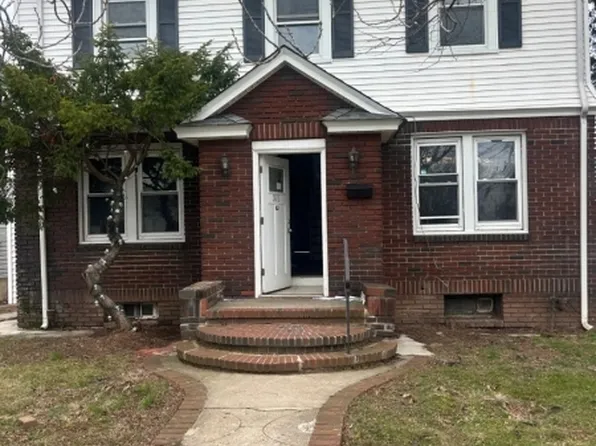 301 Hillside Rd, Elizabeth City, NJ 07208