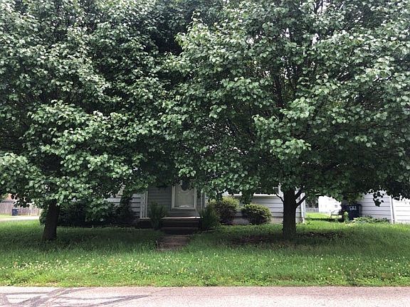 5th image of 5022 Fargo Ave