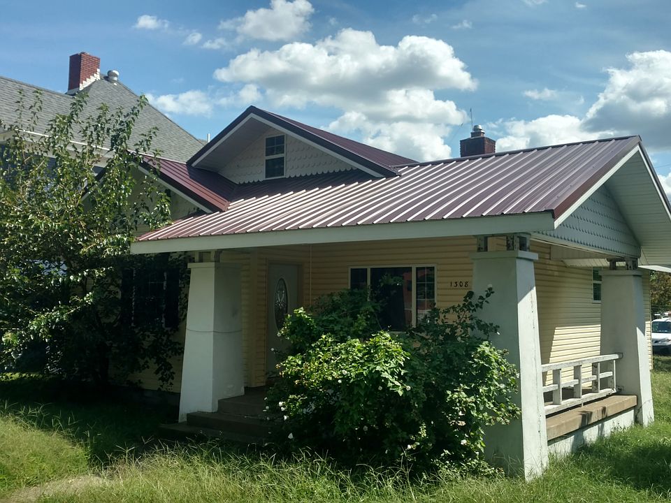 1st image of 1308 W 3rd St