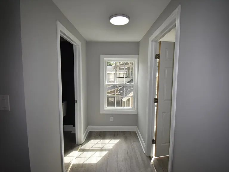 38 N Fairview St — Photo 14