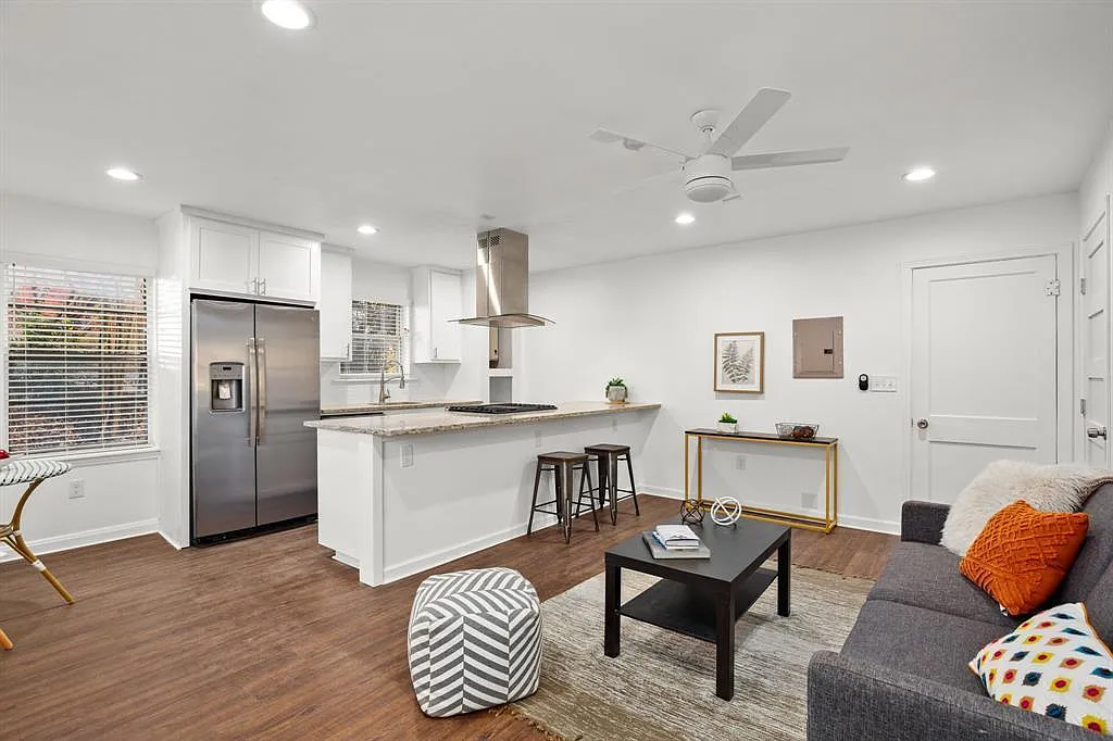 1 bed, 1.0 bath, 650 sqft, $1,400 — Photo 1