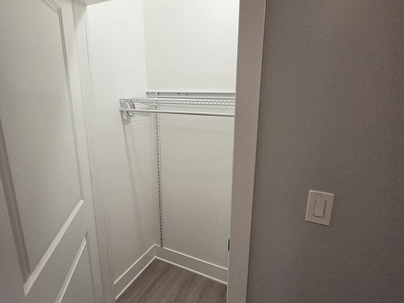 4th image of 3502 N Wilton Ave
