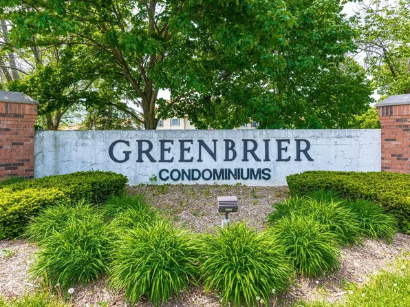 10625 North Ivy COURT #64, Mequon, WI 53092