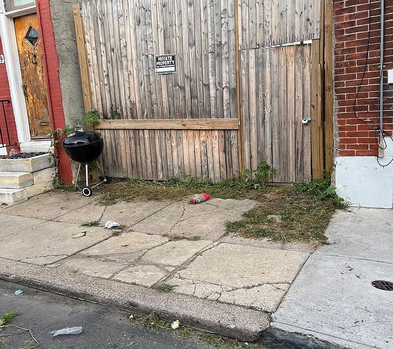 1st image of 2221 S Reese St
