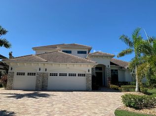 2406 El Dorado Pkwy W, Cape Coral, FL 33914
