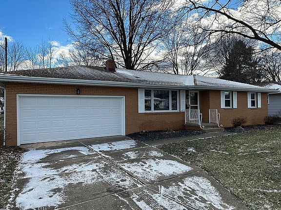 5th image of 21 Midwood Cir