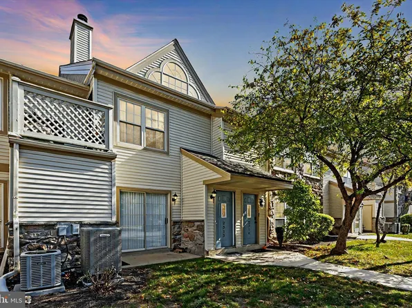 2314 Foxmeadow Cir #2314, Royersford, PA 19468