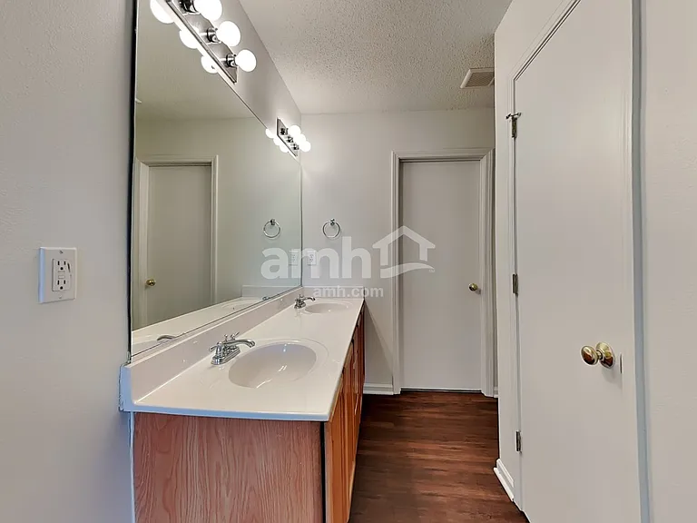 808 Topsail Dr — Photo 14