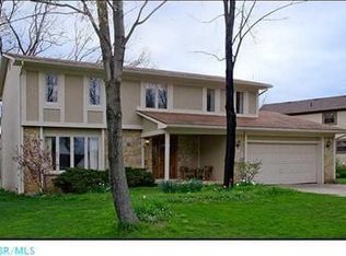 36 Donmac Dr, Westerville, OH 43081