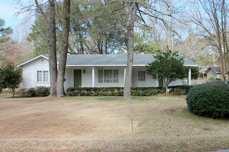 1st image of 509 Pontotoc St