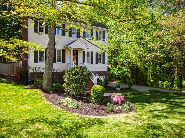 213 Beechtree Dr, Cary, NC 27513