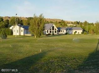 2502 NW Columbia Ave, East Wenatchee, WA 98802