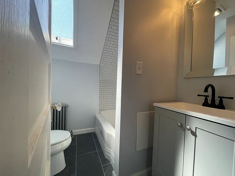 143-145 Irving Ave #3 — Photo 12