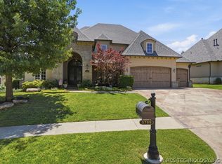 5709 W Austin St, Broken Arrow, OK 74011