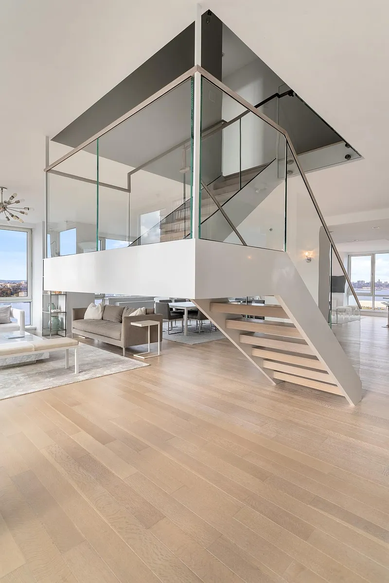 Building Photo - 635 W 42nd St #27A