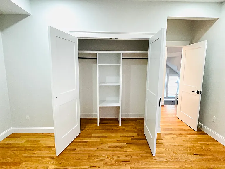 16 Putnam St #2 — Photo 13