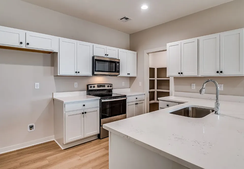 212 W Mendocino
