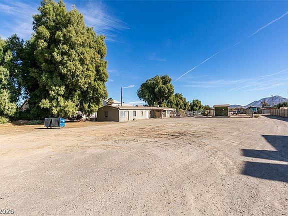 5th image of 2294 N Pecos Rd